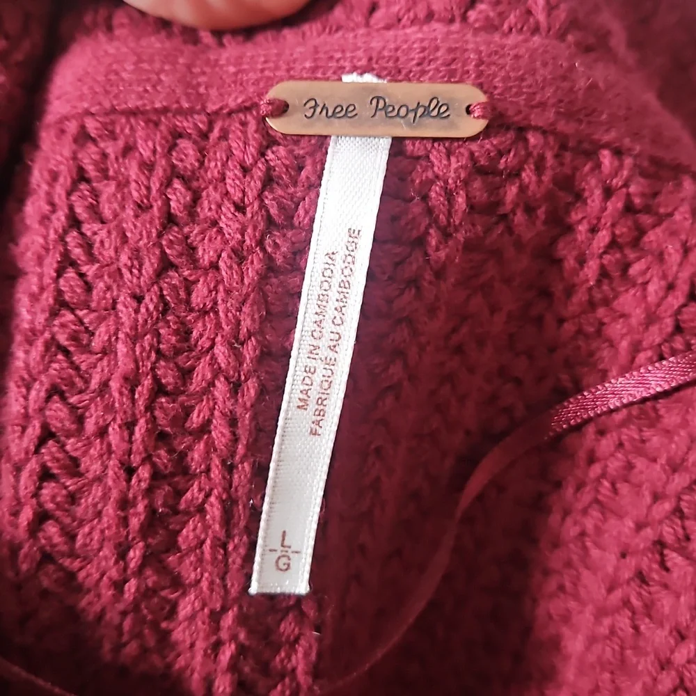 Free PEOPLE Sweater In CABERNET - Picture 5 of 5